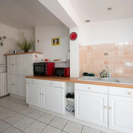 Casa Esperance - Spacious Fully Equipped - Garden, 3b, 6p Villa *